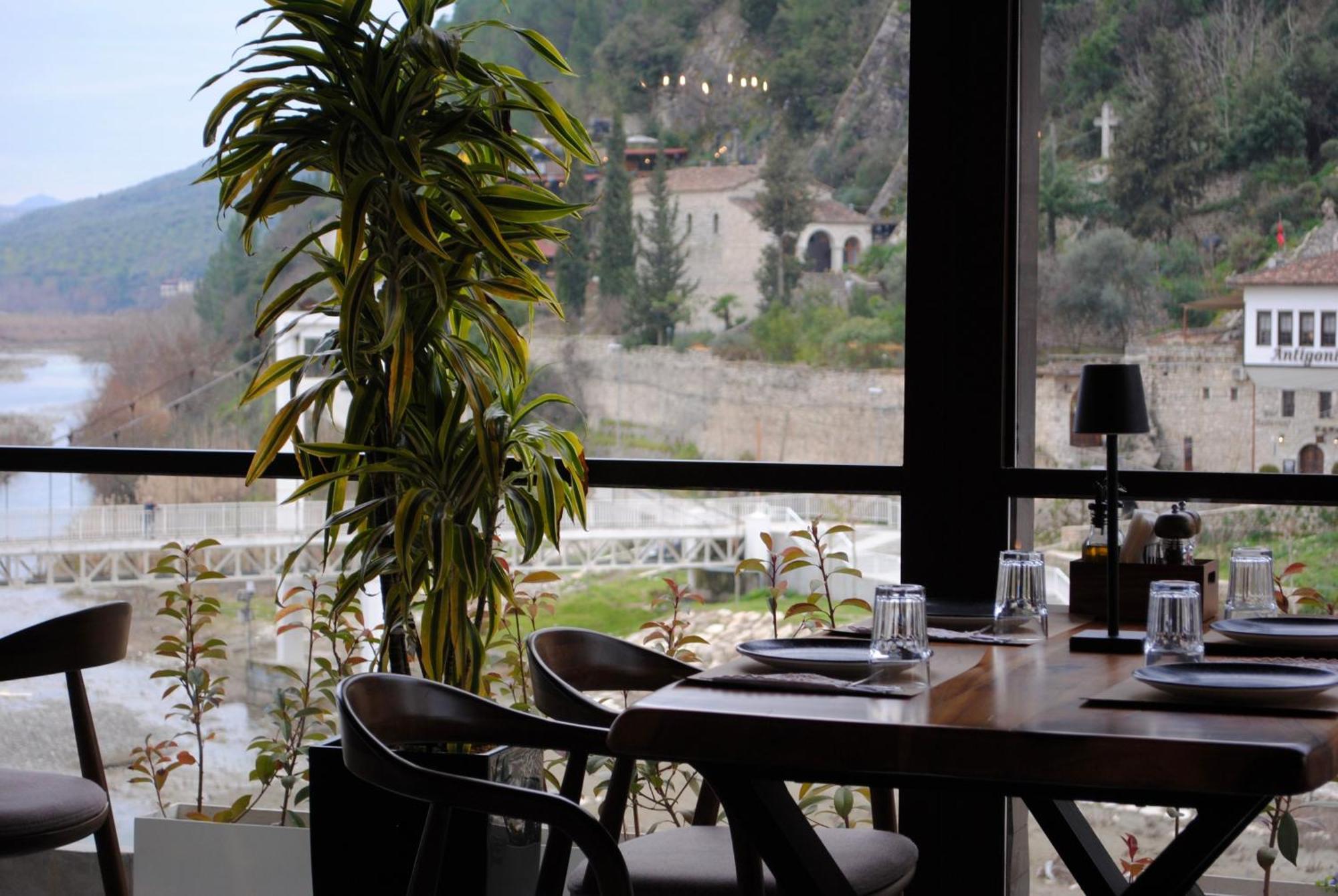 White House Boutique & Restaurant - Since 1999 Hotel *